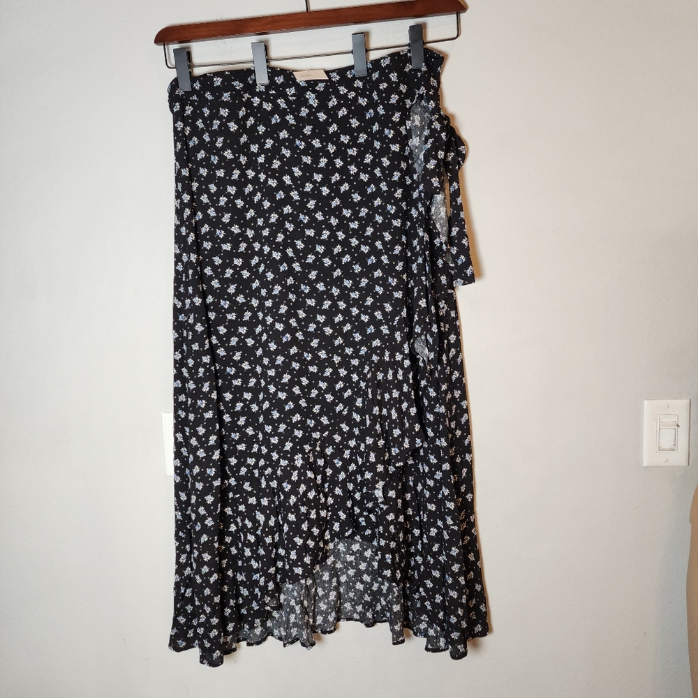 NWT N/T Black Blue Floral Wrap Maxi Skirt Size‎ 2X